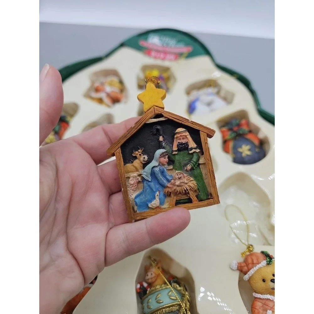 Vintage Kmart Christmas Trim A‎ Tree 15 Piece  Ornaments Original Box RARE